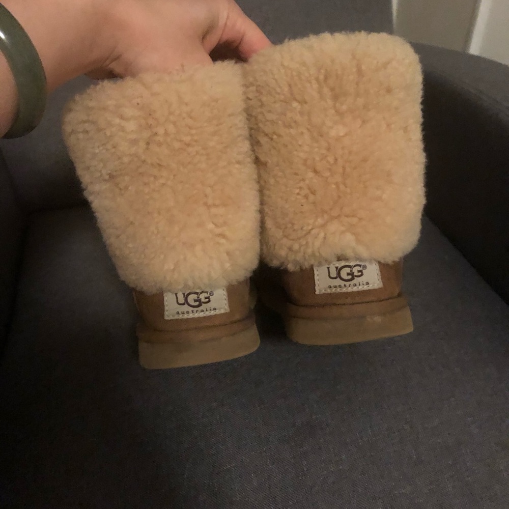 Ugg - image 4